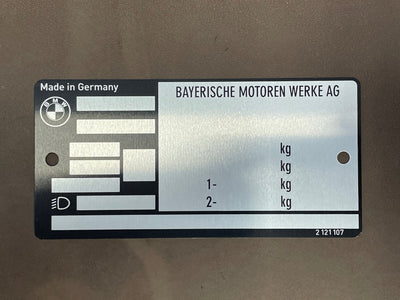 Typenschilder gravieren lassen